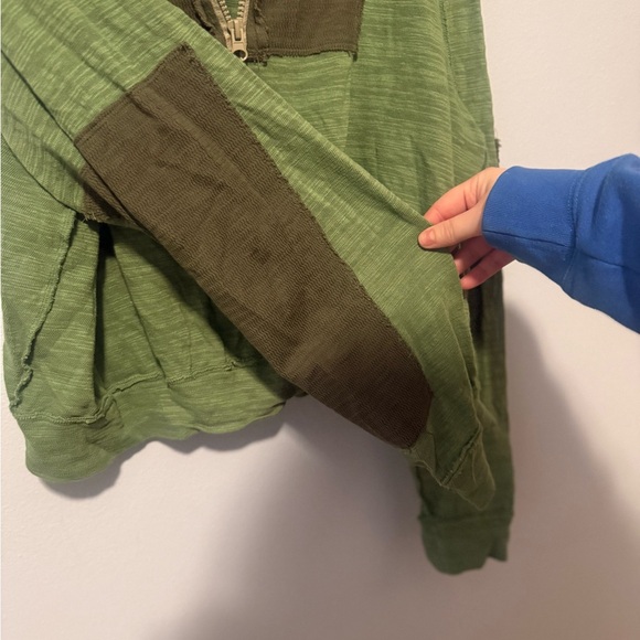 Free People Like New Green Quarter Zip Sweater: Size- Small - Picture 6 of 8